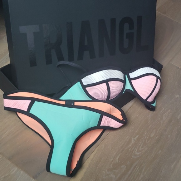 Triangle Neoprene Color Block Bikini Swim Set - Picture 2 of 5